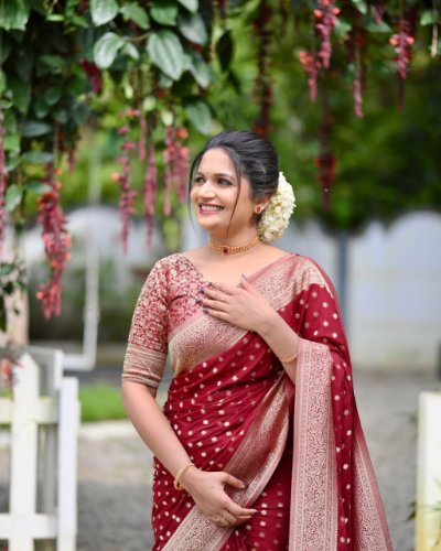 Soft Lichi Silk Jacquard Saree