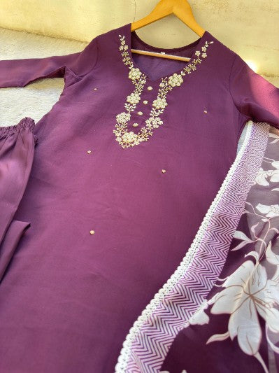 Roman Silk Kurti with Digital Print Dupatta and Pant Set