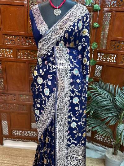 Banarasi Soft Georgette Silk Saree with Minakari Buta Jaal Weaving